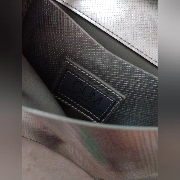 GUM Gianni Chiarini Design - Metallic Silver Shoulder//Clutch Bag - Star Detail - Picture 6 of 9